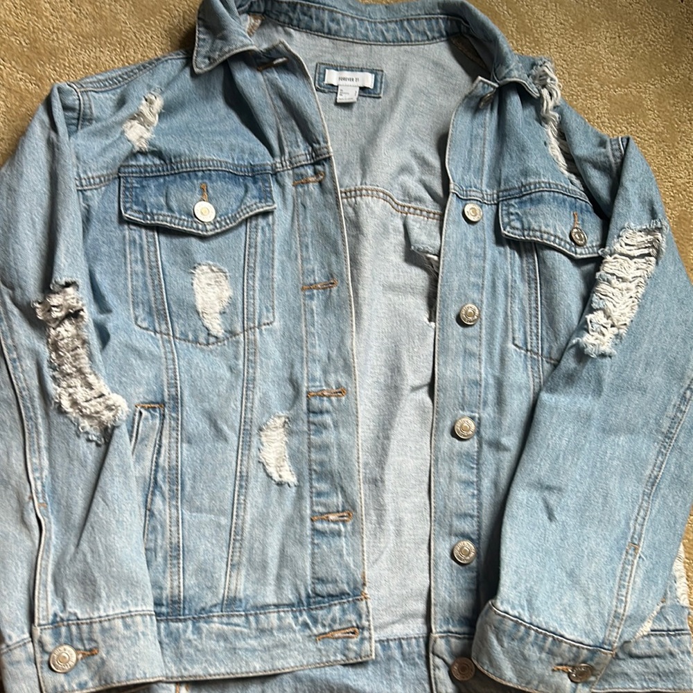 jean ripped jacket